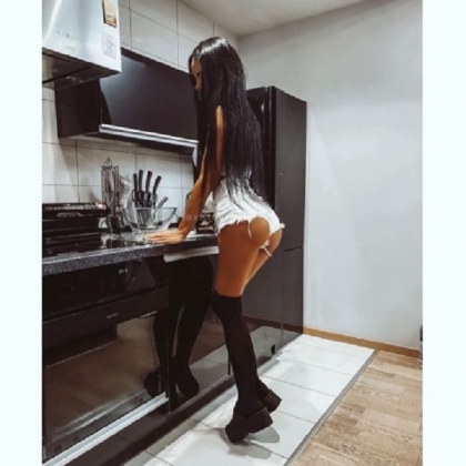 a   a  x Vika