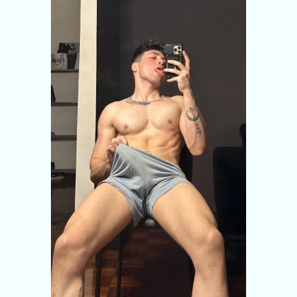  Alex,   Alexxx69333