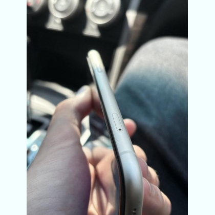  iPhone 11 64GB     7000 