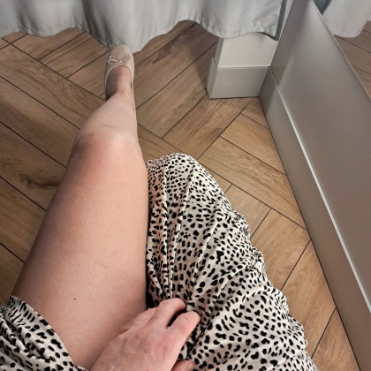 -   -   - -