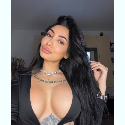 C ,      