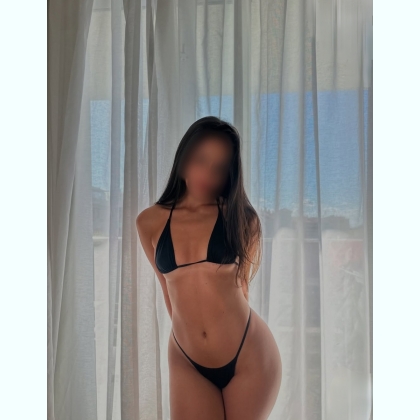      y       