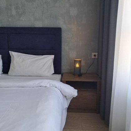 �������