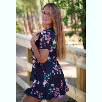       ��      ��������������...